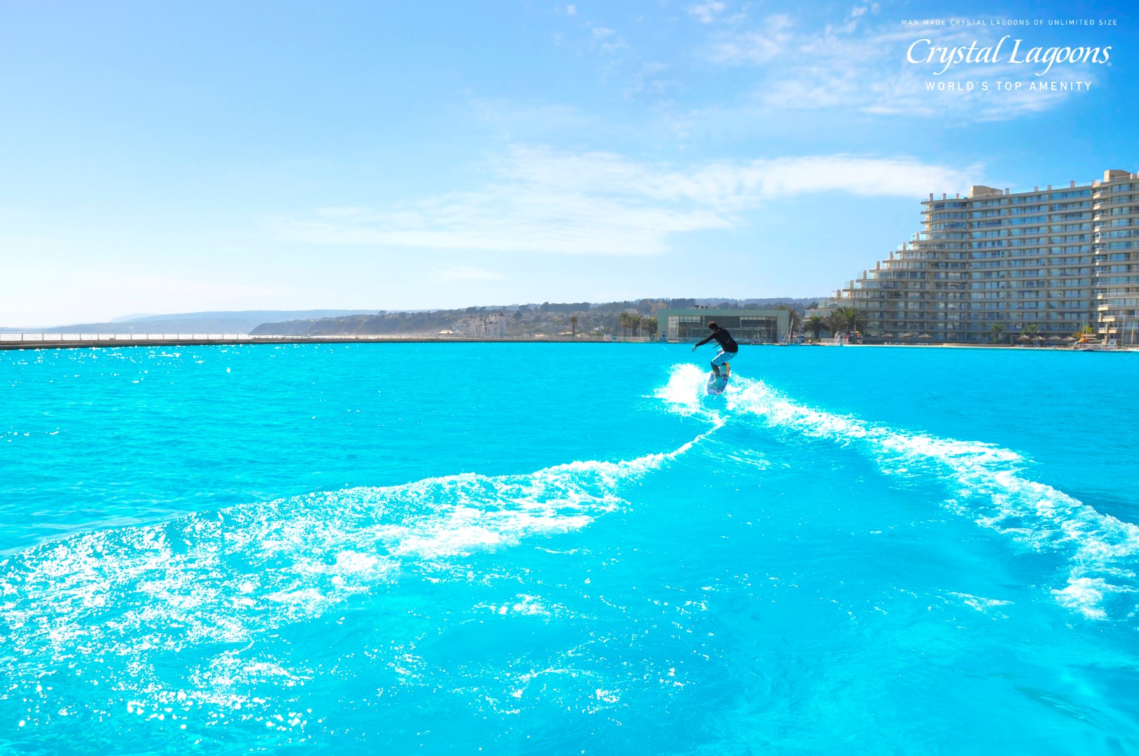 Первый бассейн в мире. Отель Кристальная Лагуна, Чили. Crystal Lagoon бассейн. Crystal Lagoon – самый большой бассейн в мире. Чили бассейн вдоль океана.